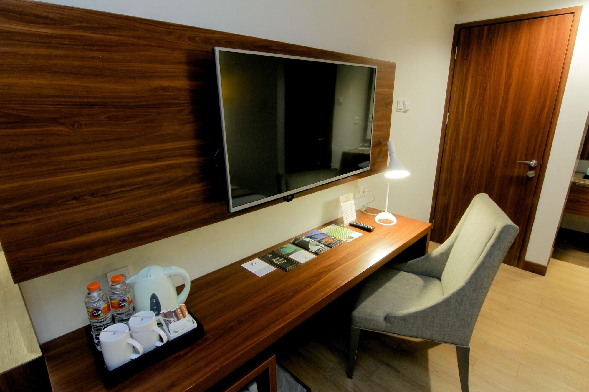 The Atrium Hotel & Resort Yogyakarta Melati Экстерьер фото